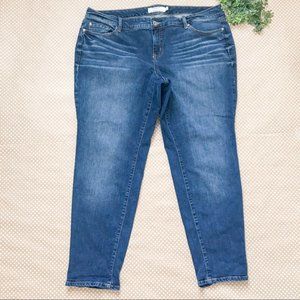 Torrid Denim Medium Wash Jeans Size 22